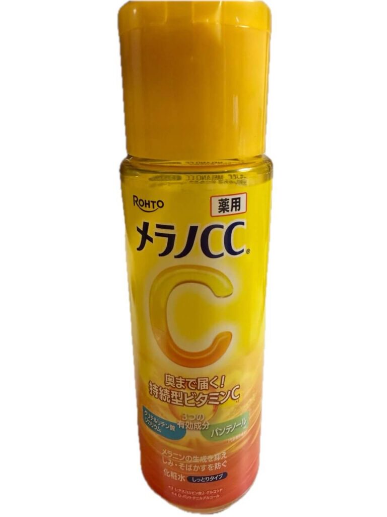 メラノCC 薬用しみ対策 美白化粧水 しっとりタイプのボトル